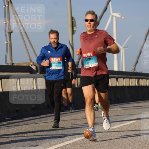 03.10.2025 - Köhlbrandbrückenlauf Strokosch-Dieckow http://msf.ph/oto/9108388 03.10.2025 09:38:55 Position 2 1249, 1411 meine-sportfotos.de