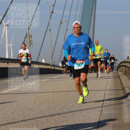 03.10.2025 - Köhlbrandbrückenlauf Strokosch-Dieckow http://msf.ph/oto/9108635 03.10.2025 09:39:19 Position 2 1021 meine-sportfotos.de