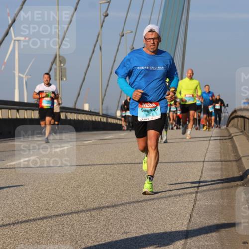03.10.2025 - Köhlbrandbrückenlauf Strokosch-Dieckow http://msf.ph/oto/9108649 03.10.2025 09:39:19 Position 2 1021 meine-sportfotos.de
