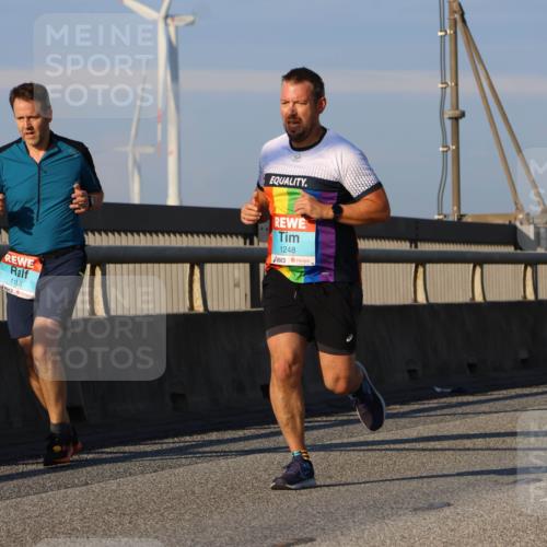 03.10.2025 - Köhlbrandbrückenlauf Strokosch-Dieckow http://msf.ph/oto/9108676 03.10.2025 09:39:24 Position 2 1115, 1248 meine-sportfotos.de