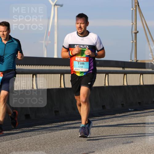 03.10.2025 - Köhlbrandbrückenlauf Strokosch-Dieckow http://msf.ph/oto/9108689 03.10.2025 09:39:25 Position 2 1115, 1248 meine-sportfotos.de