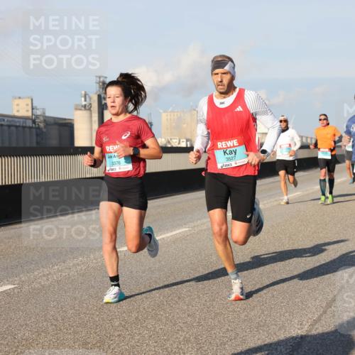 03.10.2025 - Köhlbrandbrückenlauf Lena Gebhardt http://msf.ph/oto/9108860 03.10.2025 09:41:09 Position 2 3376, 3527 meine-sportfotos.de