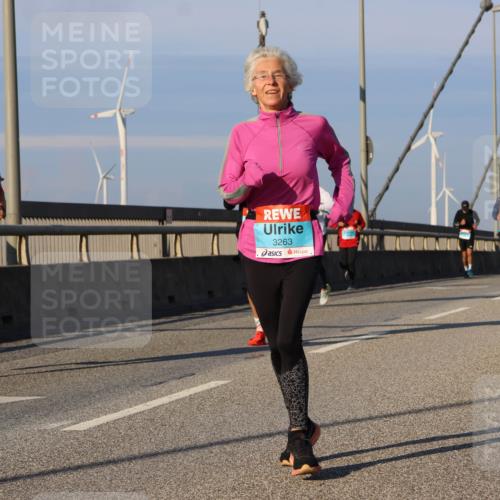 03.10.2025 - Köhlbrandbrückenlauf Strokosch-Dieckow http://msf.ph/oto/9108921 03.10.2025 09:39:52 Position 2 1071, 3263 meine-sportfotos.de
