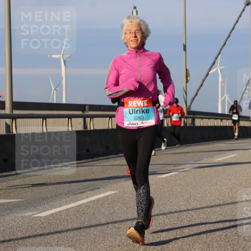 03.10.2025 - Köhlbrandbrückenlauf Strokosch-Dieckow http://msf.ph/oto/9108923 03.10.2025 09:39:52 Position 2 1071, 3263 meine-sportfotos.de