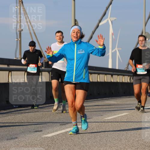 03.10.2025 - Köhlbrandbrückenlauf Strokosch-Dieckow http://msf.ph/oto/9109031 03.10.2025 09:40:02 Position 2 1146 meine-sportfotos.de