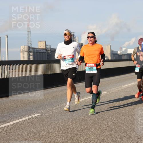 03.10.2025 - Köhlbrandbrückenlauf Lena Gebhardt http://msf.ph/oto/9109046 03.10.2025 09:41:12 Position 2 3494, 3266, 1028 meine-sportfotos.de