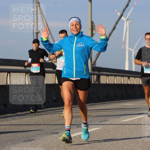 03.10.2025 - Köhlbrandbrückenlauf Strokosch-Dieckow http://msf.ph/oto/9109066 03.10.2025 09:40:02 Position 2 12, 1146 meine-sportfotos.de