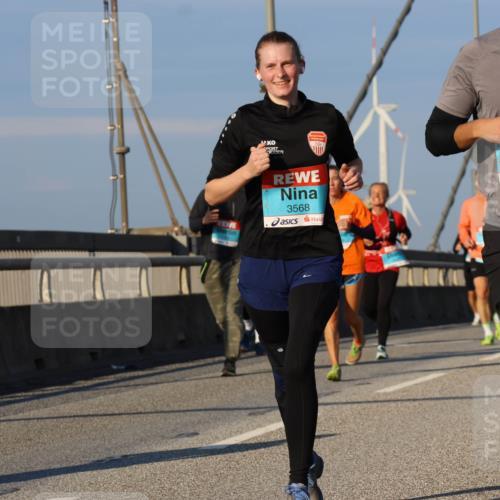03.10.2025 - Köhlbrandbrückenlauf Strokosch-Dieckow http://msf.ph/oto/9109289 03.10.2025 09:40:23 Position 2 3568, 3817 meine-sportfotos.de