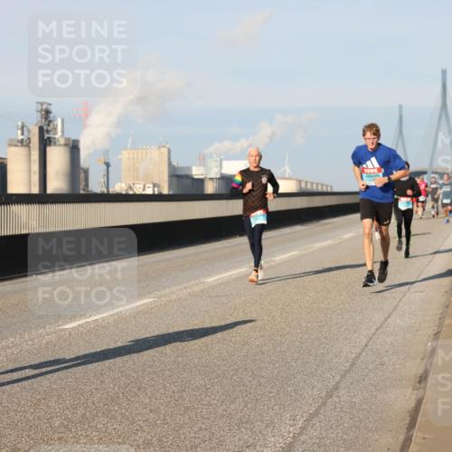 03.10.2025 - Köhlbrandbrückenlauf Lena Gebhardt http://msf.ph/oto/9109462 03.10.2025 09:41:21 Position 2 1, 1085 meine-sportfotos.de