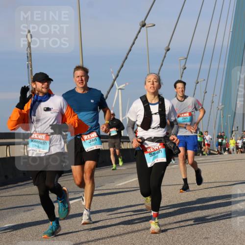 03.10.2025 - Köhlbrandbrückenlauf Strokosch-Dieckow http://msf.ph/oto/9109723 03.10.2025 09:41:01 Position 2 1274, 3164, 1357, 165, 2857 meine-sportfotos.de