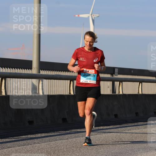 03.10.2025 - Köhlbrandbrückenlauf Strokosch-Dieckow http://msf.ph/oto/9109836 03.10.2025 09:41:13 Position 2 2998 meine-sportfotos.de