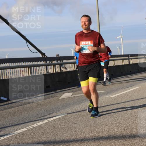 03.10.2025 - Köhlbrandbrückenlauf Strokosch-Dieckow http://msf.ph/oto/9110058 03.10.2025 09:41:38 Position 2  meine-sportfotos.de