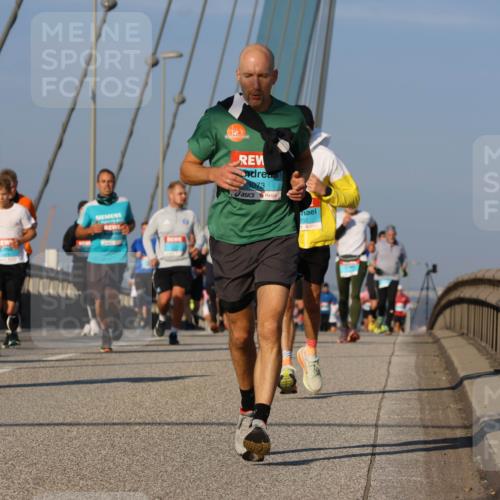 03.10.2025 - Köhlbrandbrückenlauf Strokosch-Dieckow http://msf.ph/oto/9110090 03.10.2025 09:41:44 Position 2 3073 meine-sportfotos.de