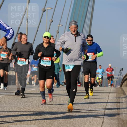 03.10.2025 - Köhlbrandbrückenlauf Strokosch-Dieckow http://msf.ph/oto/9110227 03.10.2025 09:41:57 Position 2 3830, 3066, 1308, 1353, 1073, 13 meine-sportfotos.de