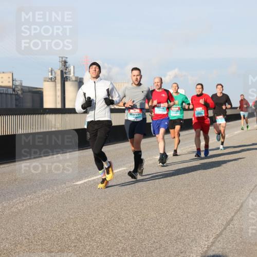 03.10.2025 - Köhlbrandbrückenlauf Lena Gebhardt http://msf.ph/oto/9110345 03.10.2025 09:41:35 Position 2 3491 meine-sportfotos.de