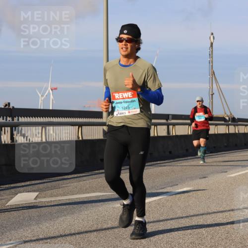 03.10.2025 - Köhlbrandbrückenlauf Strokosch-Dieckow http://msf.ph/oto/9110648 03.10.2025 09:42:38 Position 2 31, 1245 meine-sportfotos.de