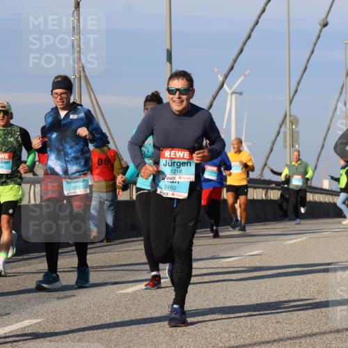 03.10.2025 - Köhlbrandbrückenlauf Strokosch-Dieckow http://msf.ph/oto/9110921 03.10.2025 09:43:11 Position 2 1346, 1352, 08, 1218, 3160, 3753, 3625 meine-sportfotos.de