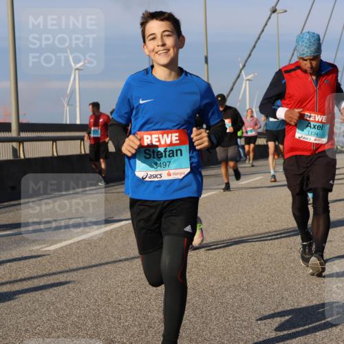 03.10.2025 - Köhlbrandbrückenlauf Strokosch-Dieckow http://msf.ph/oto/9110976 03.10.2025 09:43:21 Position 2 3497, 1134 meine-sportfotos.de
