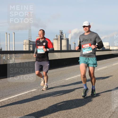 03.10.2025 - Köhlbrandbrückenlauf Lena Gebhardt http://msf.ph/oto/9111147 03.10.2025 09:41:45 Position 2 3402, 1490 meine-sportfotos.de