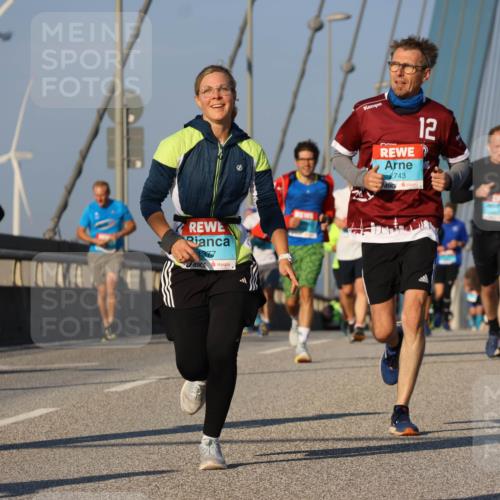03.10.2025 - Köhlbrandbrückenlauf Strokosch-Dieckow http://msf.ph/oto/9111193 03.10.2025 09:43:39 Position 2 1377, 2743, 12 meine-sportfotos.de