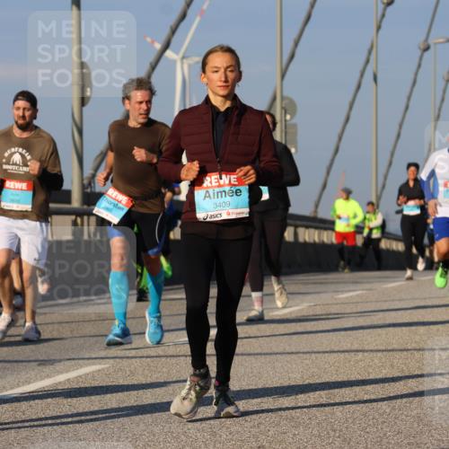 03.10.2025 - Köhlbrandbrückenlauf Strokosch-Dieckow http://msf.ph/oto/9111406 03.10.2025 09:44:04 Position 2 3835, 2903, 3409, 1395 meine-sportfotos.de