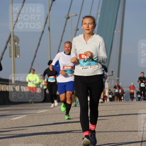 03.10.2025 - Köhlbrandbrückenlauf Strokosch-Dieckow http://msf.ph/oto/9111425 03.10.2025 09:44:06 Position 2 301, 1395 meine-sportfotos.de