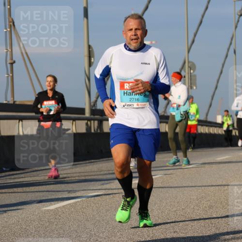 03.10.2025 - Köhlbrandbrückenlauf Strokosch-Dieckow http://msf.ph/oto/9111448 03.10.2025 09:44:10 Position 2 2716, 1 meine-sportfotos.de