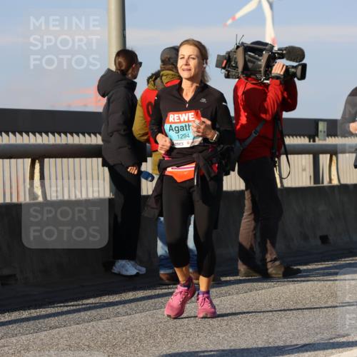 03.10.2025 - Köhlbrandbrückenlauf Strokosch-Dieckow http://msf.ph/oto/9111466 03.10.2025 09:44:13 Position 2 1294, 1496 meine-sportfotos.de