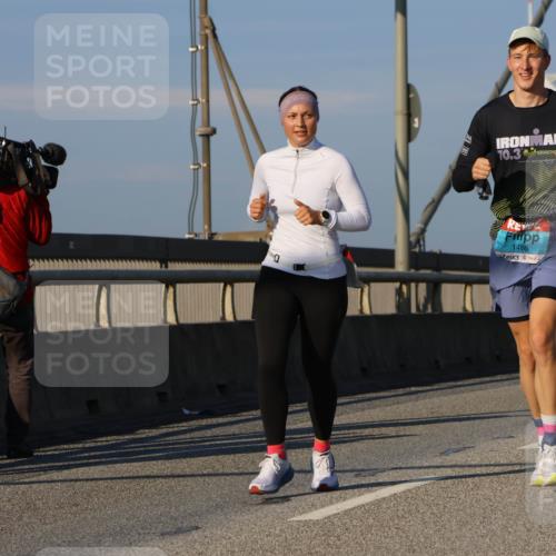03.10.2025 - Köhlbrandbrückenlauf Strokosch-Dieckow http://msf.ph/oto/9111514 03.10.2025 09:44:17 Position 2 10, 3, 1486, 3250 meine-sportfotos.de