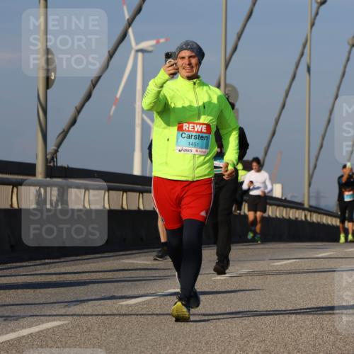 03.10.2025 - Köhlbrandbrückenlauf Strokosch-Dieckow http://msf.ph/oto/9111588 03.10.2025 09:44:21 Position 2 250, 1451 meine-sportfotos.de