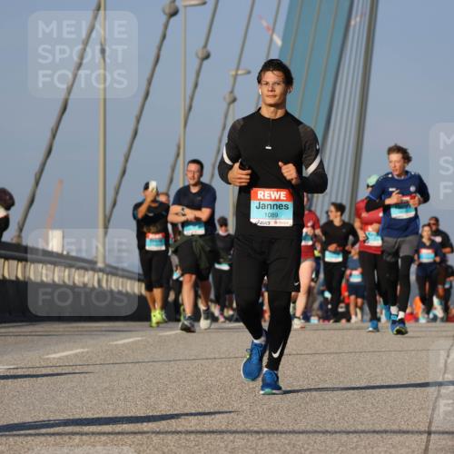 03.10.2025 - Köhlbrandbrückenlauf Strokosch-Dieckow http://msf.ph/oto/9111617 03.10.2025 09:44:25 Position 2 1089 meine-sportfotos.de