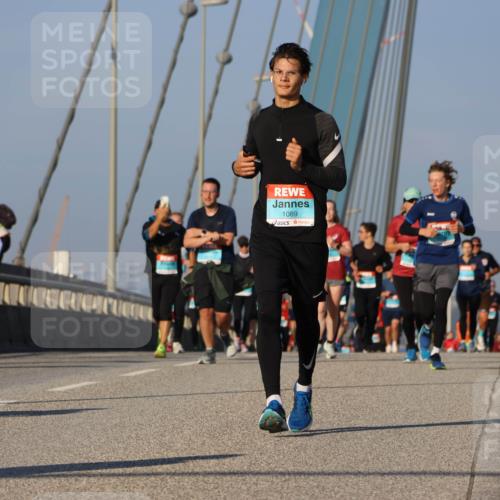 03.10.2025 - Köhlbrandbrückenlauf Strokosch-Dieckow http://msf.ph/oto/9111628 03.10.2025 09:44:25 Position 2 1089 meine-sportfotos.de