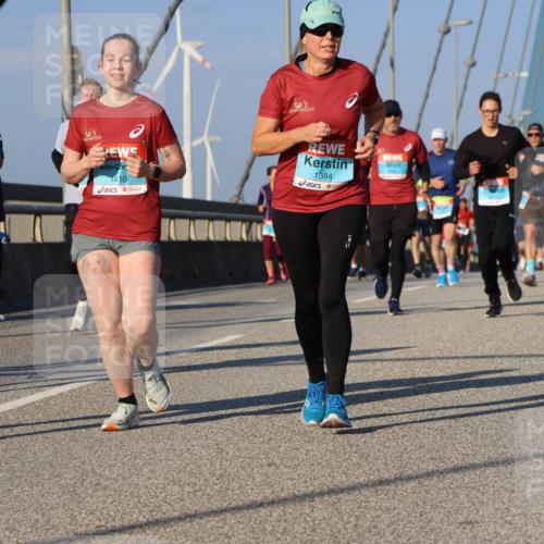 03.10.2025 - Köhlbrandbrückenlauf Strokosch-Dieckow http://msf.ph/oto/9111711 03.10.2025 09:44:37 Position 2 1410, 1384 meine-sportfotos.de