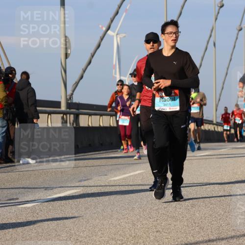 03.10.2025 - Köhlbrandbrückenlauf Strokosch-Dieckow http://msf.ph/oto/9111766 03.10.2025 09:44:40 Position 2 08, 3411 meine-sportfotos.de