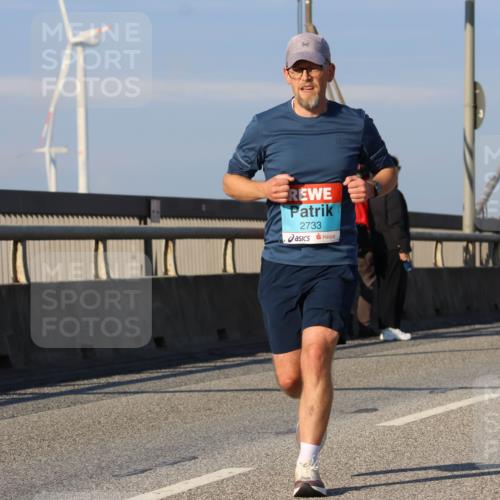 03.10.2025 - Köhlbrandbrückenlauf Strokosch-Dieckow http://msf.ph/oto/9111849 03.10.2025 09:44:52 Position 2 2733 meine-sportfotos.de
