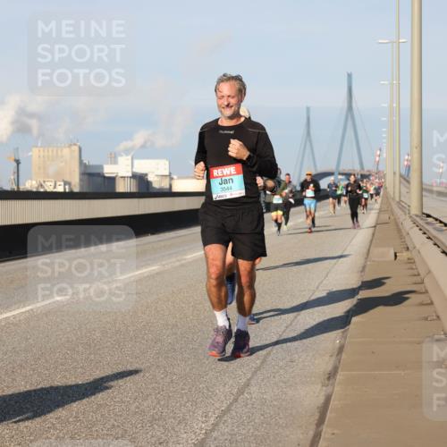 03.10.2025 - Köhlbrandbrückenlauf Lena Gebhardt http://msf.ph/oto/9111893 03.10.2025 09:42:08 Position 2 3544 meine-sportfotos.de