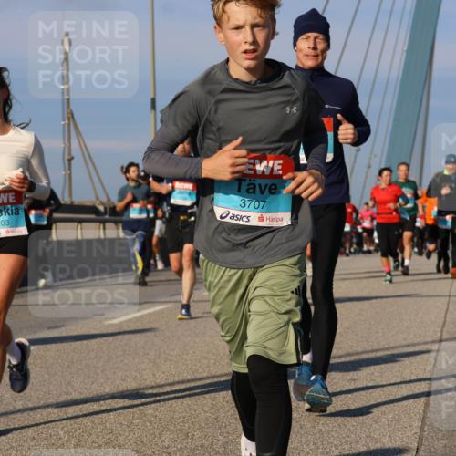 03.10.2025 - Köhlbrandbrückenlauf Strokosch-Dieckow http://msf.ph/oto/9112322 03.10.2025 09:45:37 Position 2 1203, 3707 meine-sportfotos.de