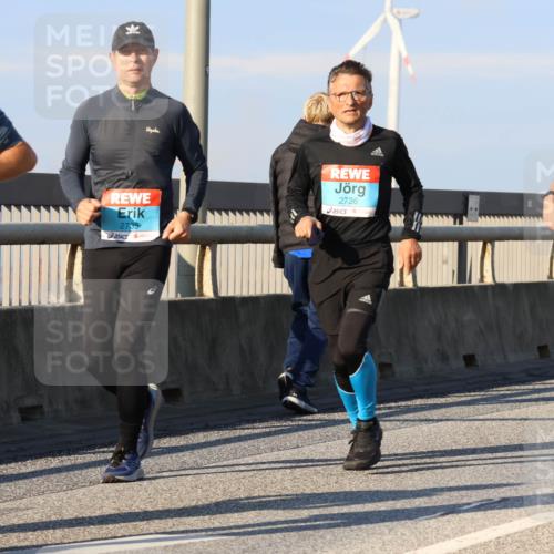 03.10.2025 - Köhlbrandbrückenlauf Strokosch-Dieckow http://msf.ph/oto/9112377 03.10.2025 09:45:42 Position 2 1508, 2735, 2736 meine-sportfotos.de