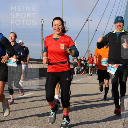 03.10.2025 - Köhlbrandbrückenlauf Strokosch-Dieckow http://msf.ph/oto/9112387 03.10.2025 09:45:43 Position 2 1555, 1430, 1876 meine-sportfotos.de