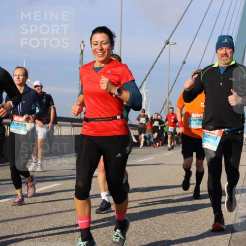 03.10.2025 - Köhlbrandbrückenlauf Strokosch-Dieckow http://msf.ph/oto/9112393 03.10.2025 09:45:43 Position 2 1555, 1430, 1876 meine-sportfotos.de