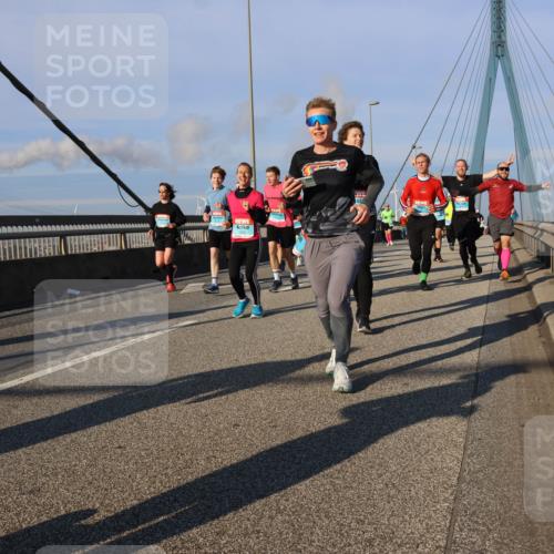 03.10.2025 - Köhlbrandbrückenlauf Strokosch-Dieckow http://msf.ph/oto/9112479 03.10.2025 09:45:54 Position 2  meine-sportfotos.de