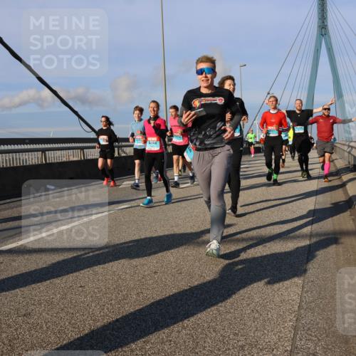 03.10.2025 - Köhlbrandbrückenlauf Strokosch-Dieckow http://msf.ph/oto/9112483 03.10.2025 09:45:54 Position 2  meine-sportfotos.de