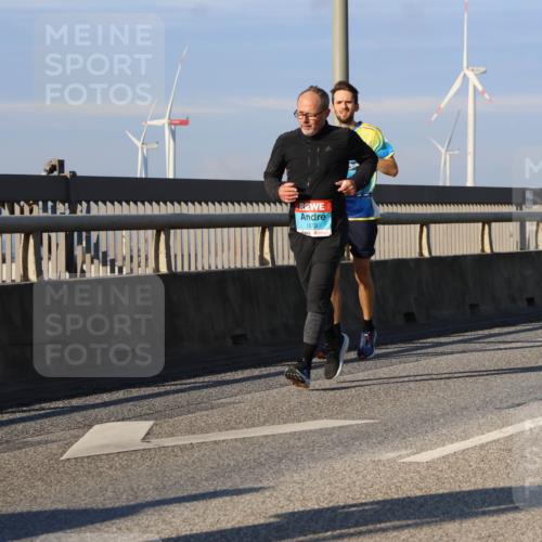 03.10.2025 - Köhlbrandbrückenlauf Strokosch-Dieckow http://msf.ph/oto/9112587 03.10.2025 09:46:04 Position 2  meine-sportfotos.de