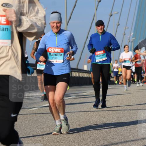 03.10.2025 - Köhlbrandbrückenlauf Strokosch-Dieckow http://msf.ph/oto/9112770 03.10.2025 09:46:20 Position 2 2027, 1435, 3539, 3202, 670 meine-sportfotos.de