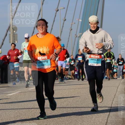03.10.2025 - Köhlbrandbrückenlauf Strokosch-Dieckow http://msf.ph/oto/9112971 03.10.2025 09:46:47 Position 2 3123, 1350, 1544 meine-sportfotos.de