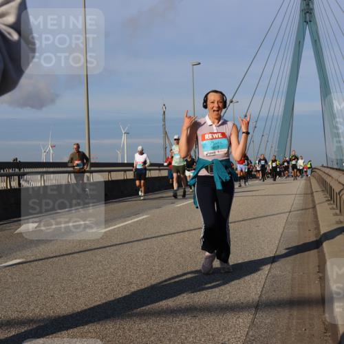 03.10.2025 - Köhlbrandbrückenlauf Strokosch-Dieckow http://msf.ph/oto/9112982 03.10.2025 09:46:53 Position 2 3818 meine-sportfotos.de