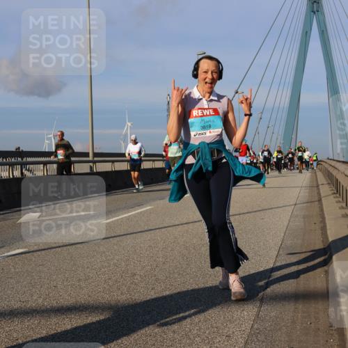 03.10.2025 - Köhlbrandbrückenlauf Strokosch-Dieckow http://msf.ph/oto/9113018 03.10.2025 09:46:53 Position 2 3818 meine-sportfotos.de