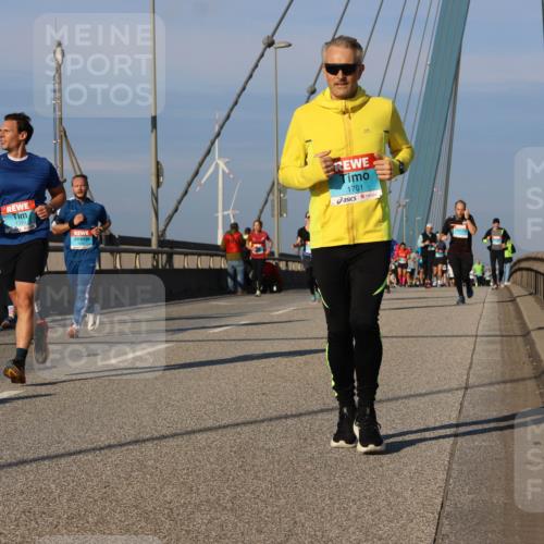 03.10.2025 - Köhlbrandbrückenlauf Strokosch-Dieckow http://msf.ph/oto/9113315 03.10.2025 09:47:24 Position 2 1399, 1701 meine-sportfotos.de