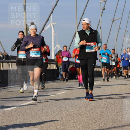 03.10.2025 - Köhlbrandbrückenlauf Strokosch-Dieckow http://msf.ph/oto/9113408 03.10.2025 09:47:38 Position 2 1801, 1871, 3435 meine-sportfotos.de