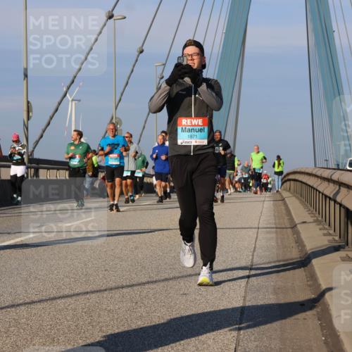 03.10.2025 - Köhlbrandbrückenlauf Strokosch-Dieckow http://msf.ph/oto/9113449 03.10.2025 09:47:43 Position 2 3793, 1871 meine-sportfotos.de